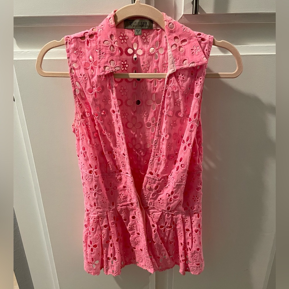 GUESS Bright Pink Sleeveless Eyelet Top, size XS